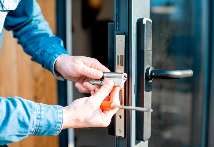 claves contratar mejor cerrajero